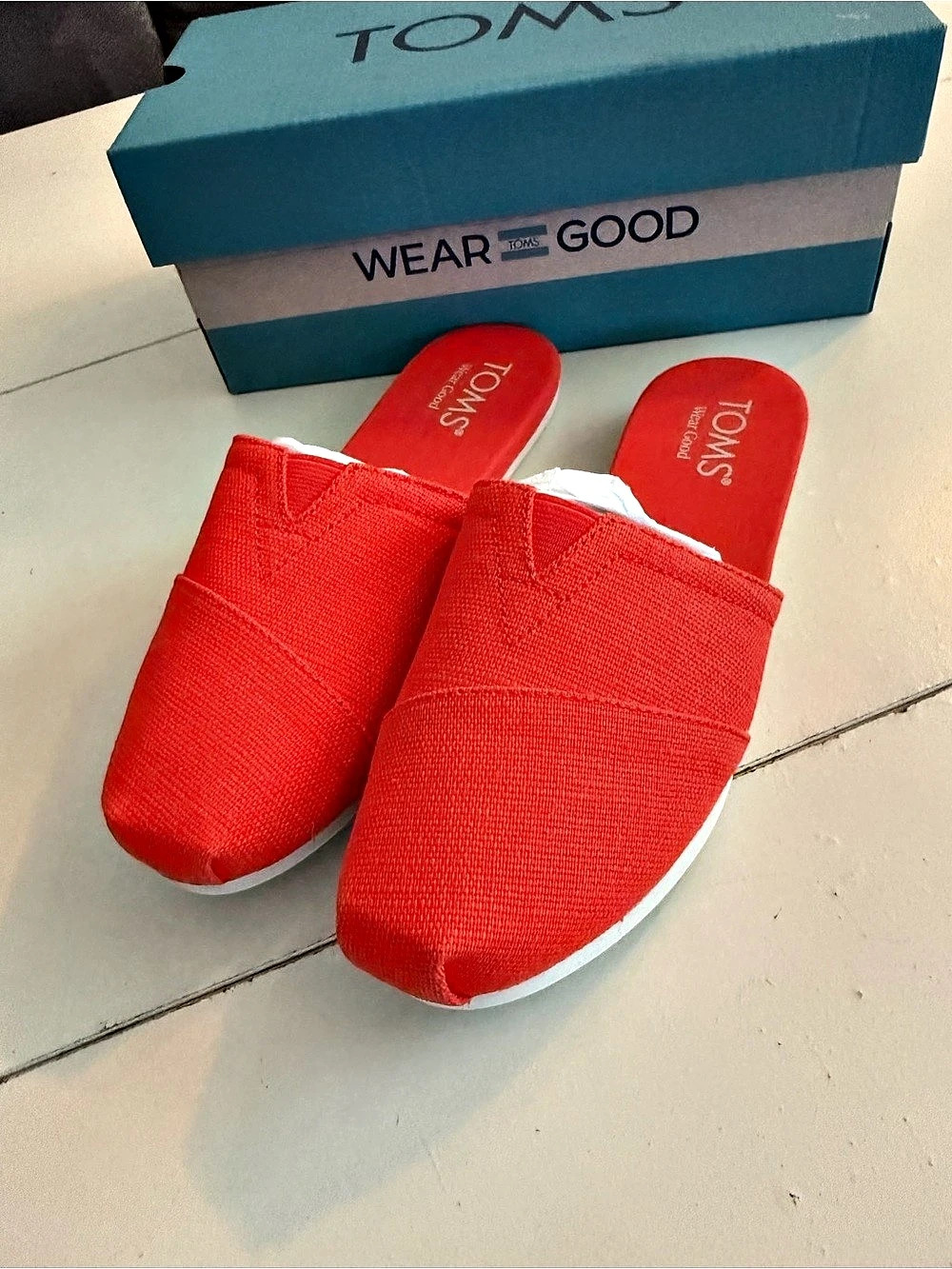✨New In Box! TOMS Flame Tomato Red Heritage Canvas Alpargata Mule Slip-On Shoes